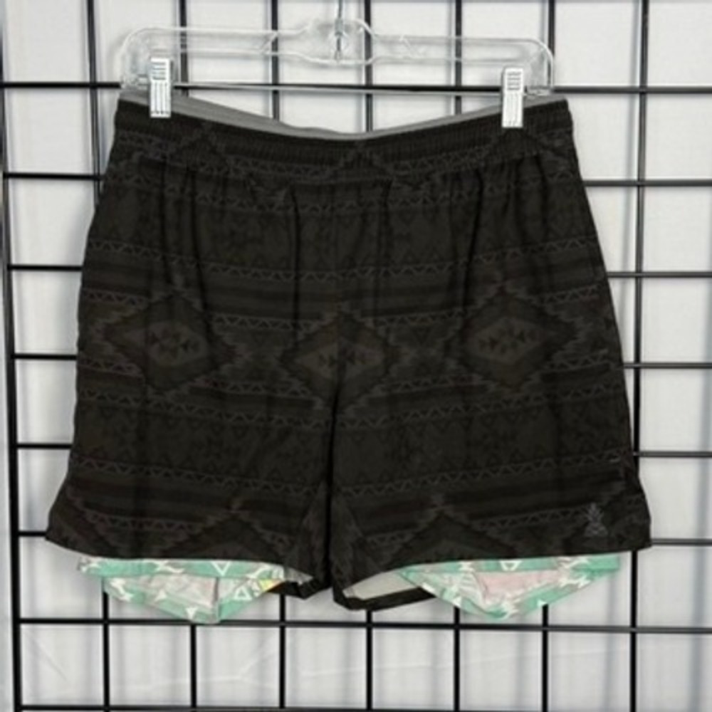 Chubbies The Quest Athlounger Shorts Mens Medium Black Aztec 5.5" Compression